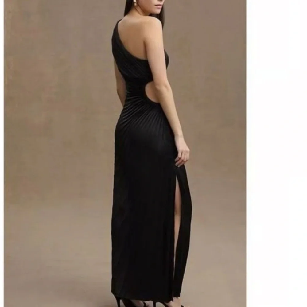 Delfi Collective Solie Pleated One-Shoulder Cutout Sheath Gown - Picture 3 of 10